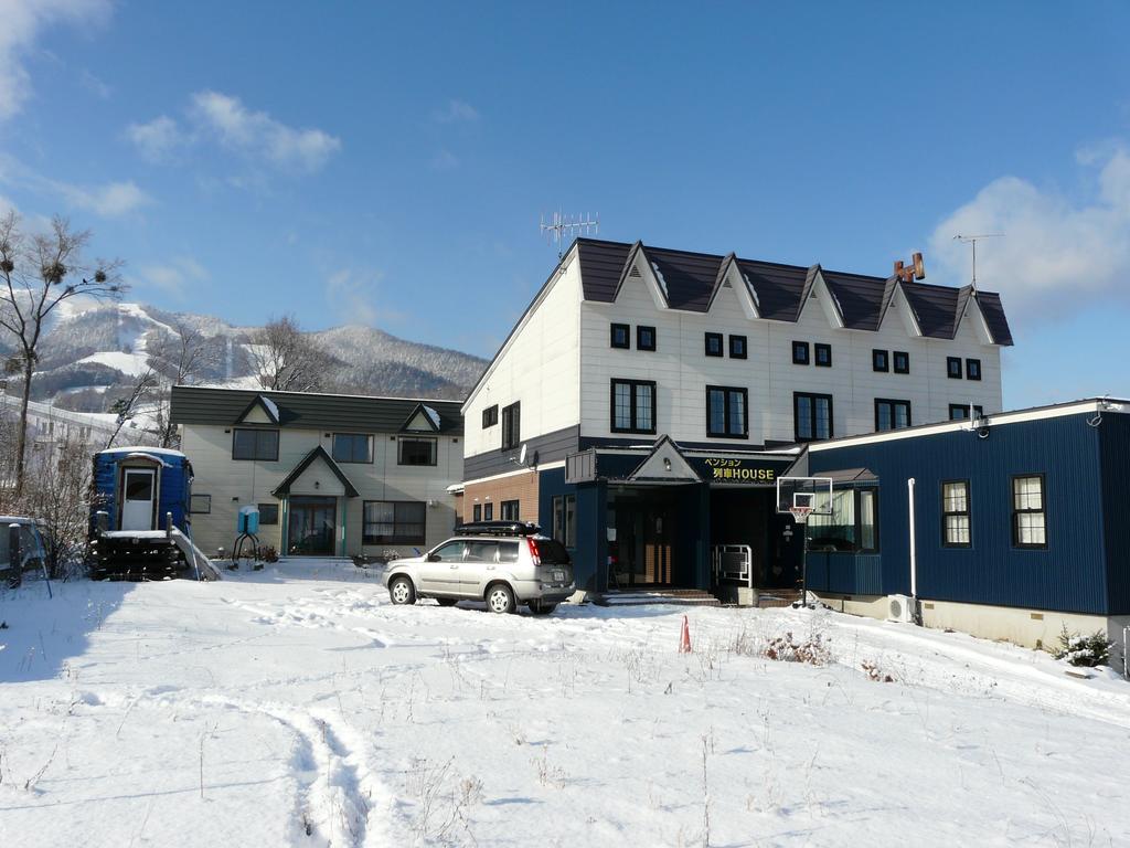 Pension Ressha House NakaNakafurano Buitenkant foto